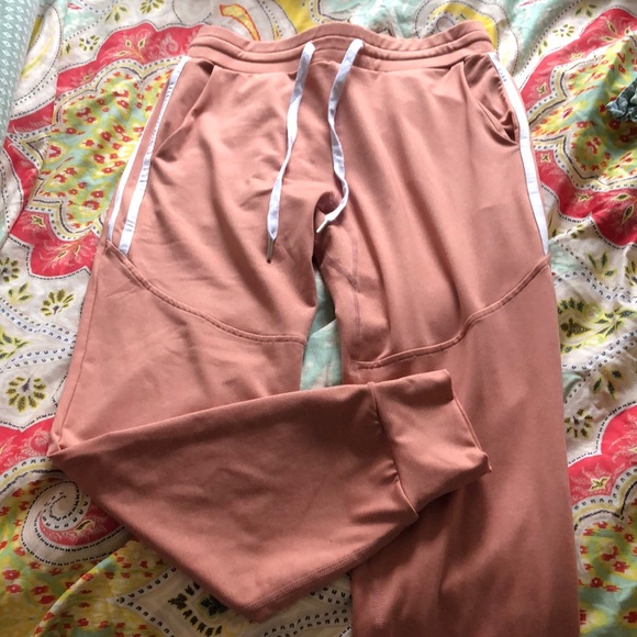 *LAST CHANCE* Buffbunny stripe jogger - Picture 1 of 4